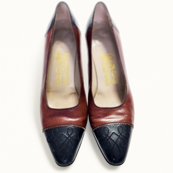 Salvatore Ferragamo Shoes - 1980s Salvatore Ferragamo Western Style Kitten Heel Pumps– Brown & Black
